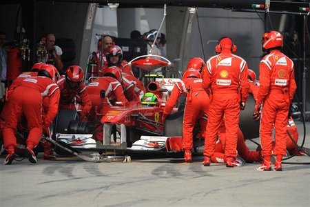 Ferrari quiere mejorar las paradas en boxes