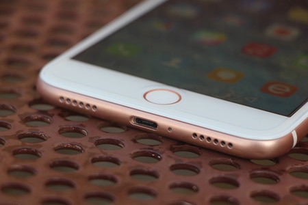 Cuerpo de iPhone, interior de Android: comparativa de smartphones de estética similar al iPhone