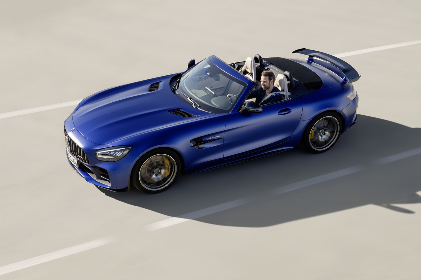 Mercedes-AMG AMG GT R Roadster: el 'Hulk' descapotable ya está aquí, con su V8 biturbo de 585 CV