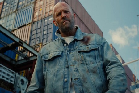 Jason Statham In Mutiny