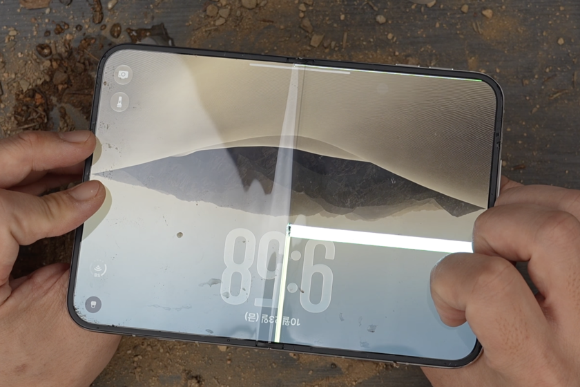 Parece que han encontrado a la culpable de la rotura de la pantalla de algunos iPhone Duo. Y esto pone la campaña navideña a tiritar