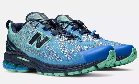 New Balance Tiene Las Zapatillas Color Pavo Real Tan Bonitas Que Las Vas A Querer Llevar Mas Alla Del Gimnasio Jpg Jpg