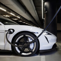 El lobby de la industria automotriz y el ecologista, unidos: piden un millón de puntos de recarga para 2024 en la UE