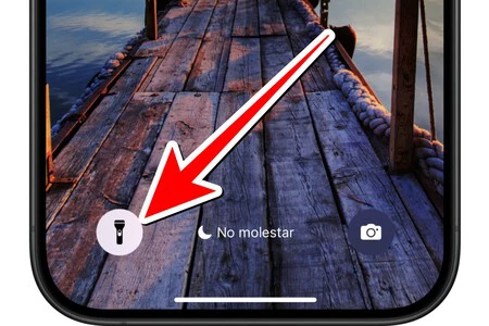 iPhone 2 懐中電灯