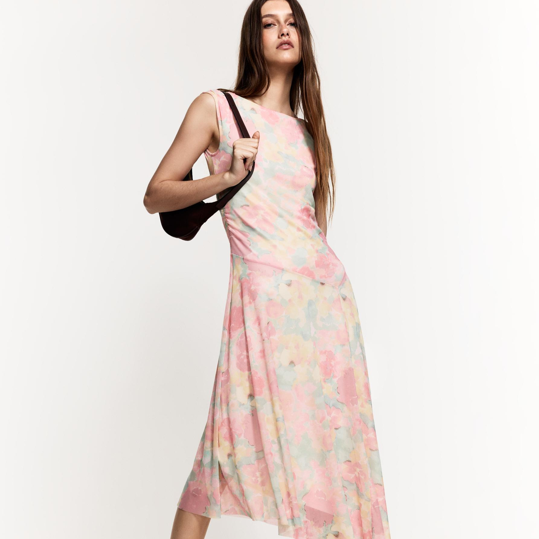 Vestido midi asimétrico flores
