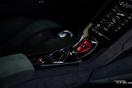 Lamborghini Huracan Sterrato 2023 002