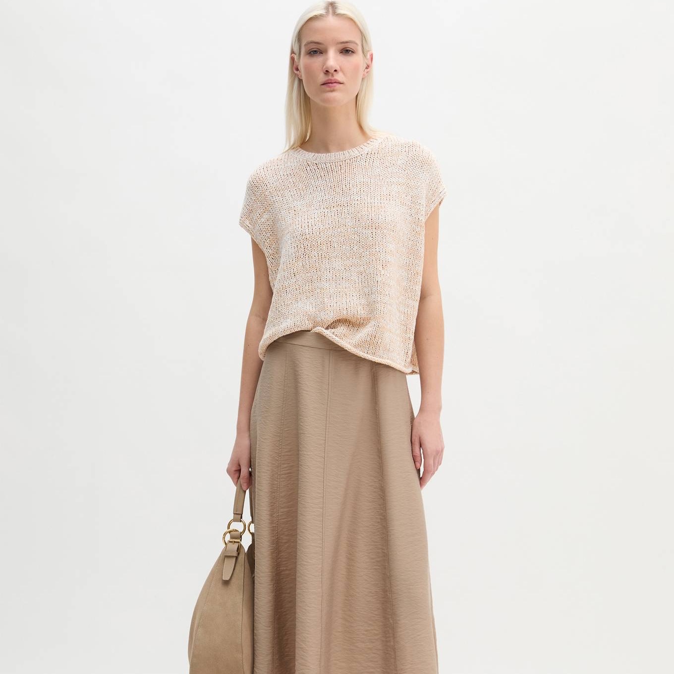 Falda midi efecto arrugado