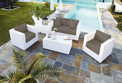 Cócteles de verano: cómo mezclar texturas y materiales en la terraza 