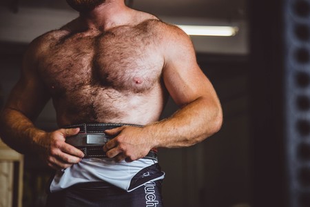 Todo lo que tienes que saber sobre la testosterona: qué es, cuál es su función y si puede aumentarse de forma natural