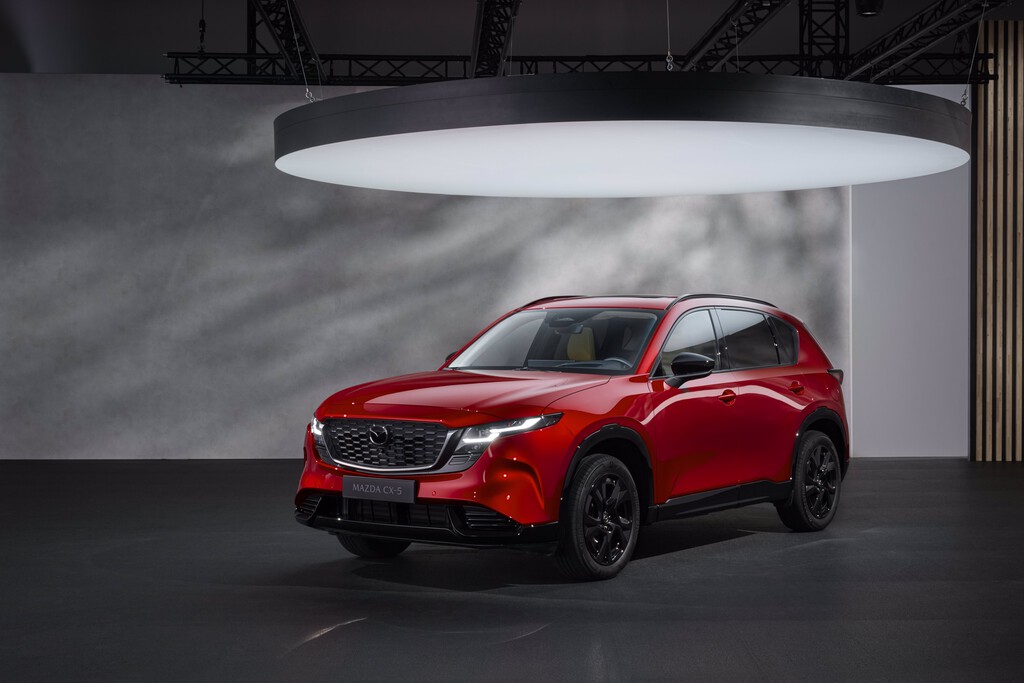 Mazda vuelve a lo Mazda: su nuevo CX-5 llega con un motor de los que ya nadie hace y una pequeña traición en su interior