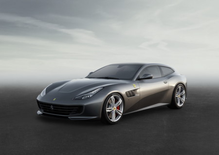 Ferrari GTC4Lusso, la versión mejorada del FF