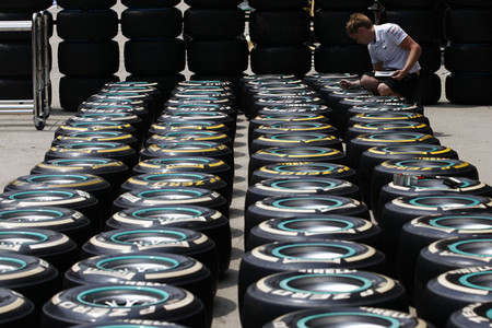 Pirelli se defiende de las acusaciones sobre la supuesta ilegalidad del test de los 1.000 kilómetros