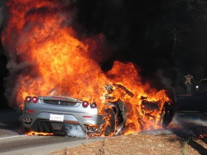 Ferrari F430 Ardiendo
