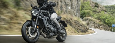 Mónica López, experta en motos: "La mayor burrada que veo es que muchos motoristas no usan equipación. No salgo a por el pan sin equipación" 