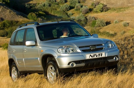 Chevrolet Niva 2009 R17 Jpg