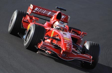 Pole para Kimi Raikkonen en Australia