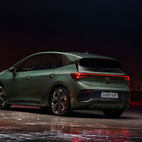 El CUPRA Born VZ es el GTI de los eléctricos y ya tiene precio en España: lo tienes por 46.500 euros en su opción más interesante