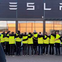 A Elon Musk no le gustan los derechos de los trabajadores y se ha salido con la suya: la de Tesla es la única fábrica alemana sin sindicar