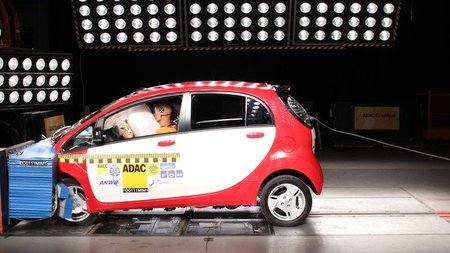 Crash test del Mitsubishi i MiEV