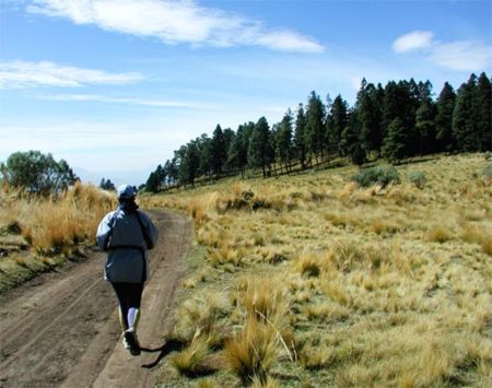 Aumentar la potencia de los corredores. Entrenar en cuesta