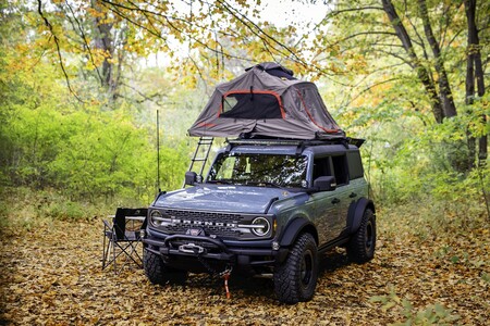Ford Bronco Overland muestra su lado más aventurero para que te animes a una escapada de fin de semana