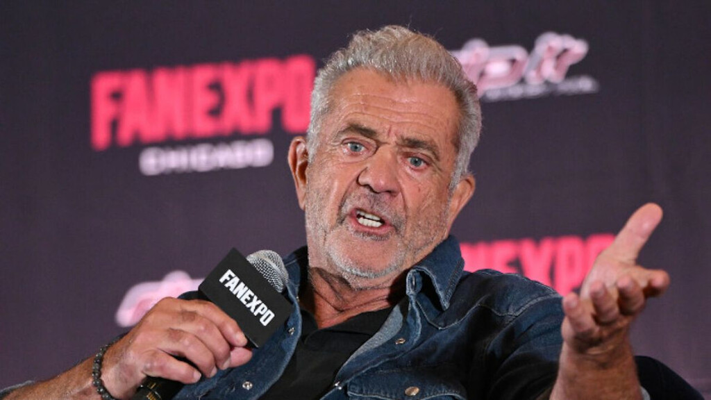 Mel Gibson se ha reído de una intérprete para sordos y, obviamente, no le ha quedado otra que recular. "A veces se hacen tonterías"