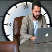 Te puede tocar que Hacienda retenga la devolución de la renta hasta el 1 de enero de 2025. Tus cambios de datos, la clave