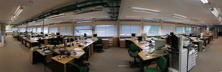 El espacio del escritorio en la oficina