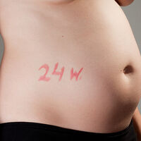 Semana 24 de embarazo: tu bebé responde ante estímulos externos