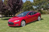 Tesla Model S se incendia en Canadá
