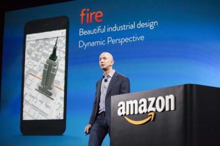 Amazon seguirá intentándolo con los teléfonos, pero no esperemos novedades en 2015