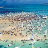 La isla brasileña que solo existe 20 días al mes