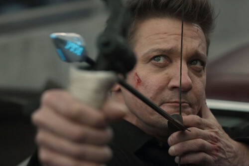 Jeremy Renner Ojo Halcon