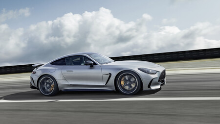 Mercedes Amg Gt 2024 6