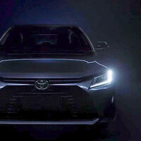El Toyota Yaris Sedán 2023 revela sus primeras fotos, y lo veremos en México