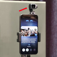 Creía que las cámara motorizadas habían quedado en el olvido. Honor ha decidido revivirla convirtiéndola en robot