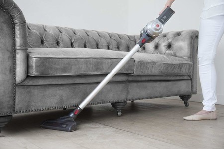 Oferta de Amazon en la aspiradora vertical Hoover Freedom FD22G: puede ser nuestra por 79 euros