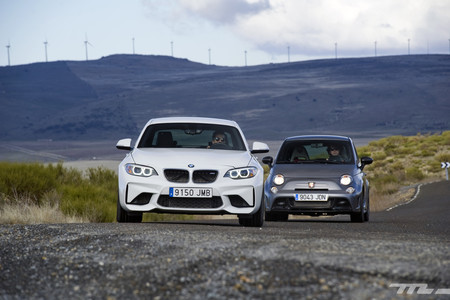 Abarth 695 Biposto Bmw M2 Motorpasion 22