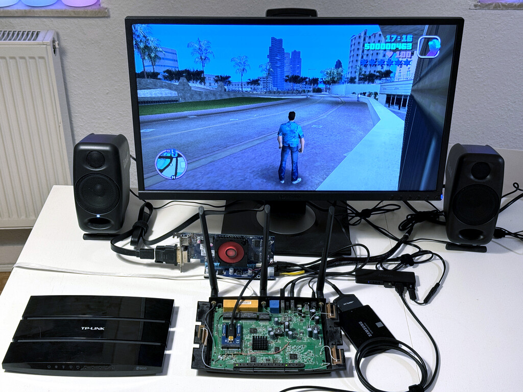 ‘GTA Vice City’ en modo ‘Doom’: alguien ha conseguido hacer funcionar el juego de Rockstar en un router TP-Link