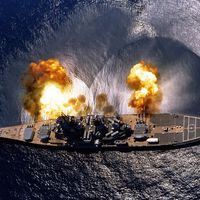 España lleva meses bloqueando el tránsito de armas hacia Israel. Y EEUU se ha cobrado las deudas pendientes ahora