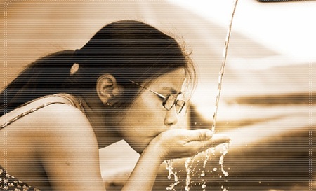 El precio del agua corriente ha subido hasta un 44% durante la crisis