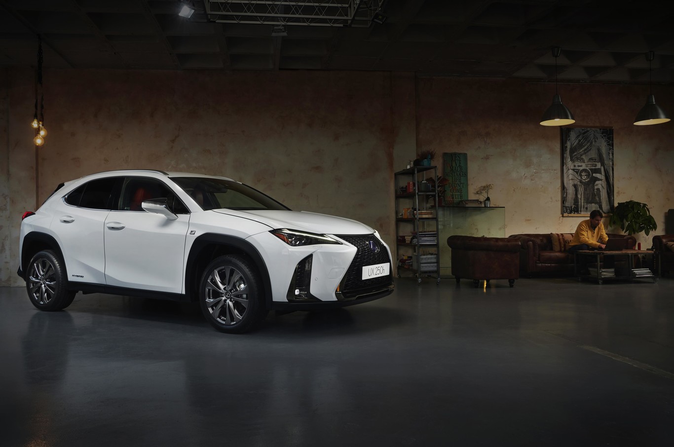 Todos los detalles del Lexus UX, el nuevo rival para el BMW X2 y Range Rover Evoque que llegará en 2019