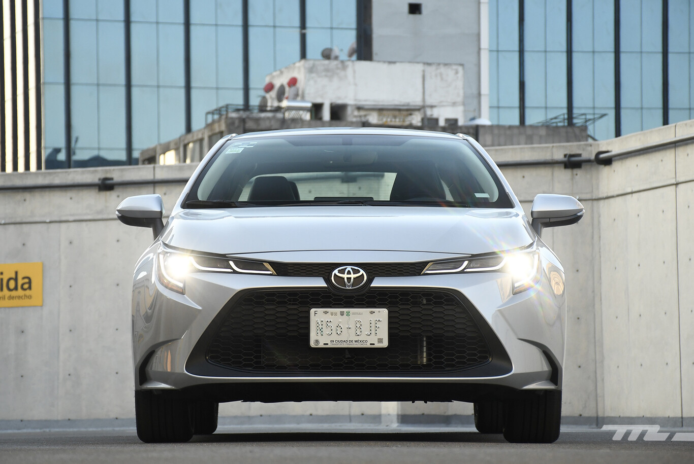 Toyota Corolla XLE : el punto de equilibrio entre equipamiento y rendimiento