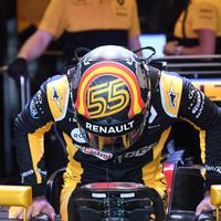 ¿Por qué en España los meritos de Carlos Sainz no se valoran como se valoraban los de Fernando Alonso?