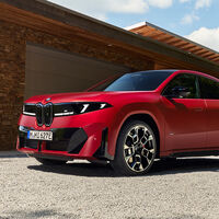 Así es el BMW iX4: un iX3 con el techo caído que le saca más de 120 km de autonomía a sus rivales alemanes. Y que ya está a la venta 