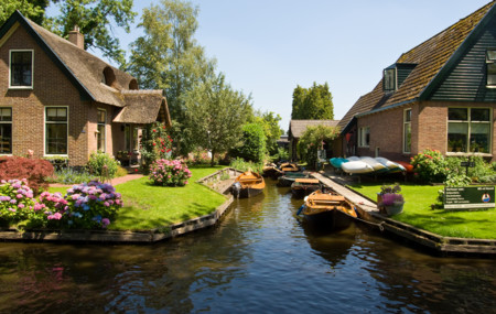 Piraguas en Giethoorn