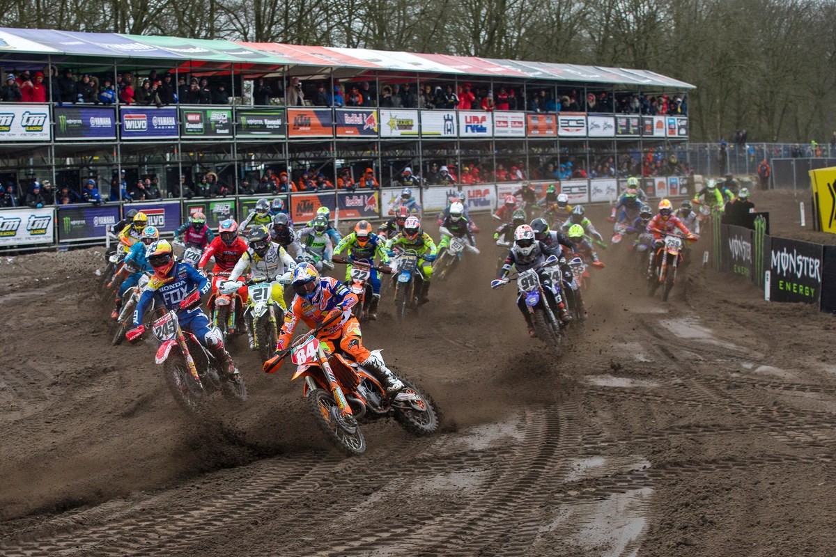 Dominio absoluto: Herlings y Jonass se marcan sendos dobletes en el MXGP de Europa. ¡Podio de Prado! 