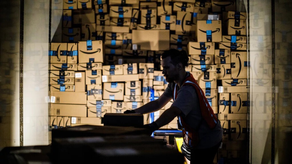 Amazon puede reducir las lesiones de sus empleados de almacén. Pero no tendrás tu pedido en 24 horas
