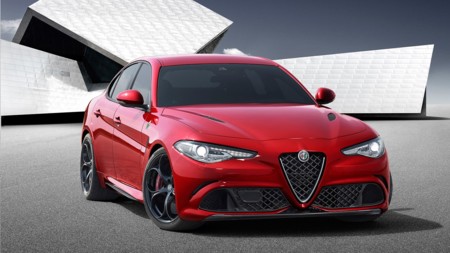 Alfa Romeo Giulia fue más rápido que el SEAT León Cupra R 280 y el Mégane RS 275 Trophy R en Nürburgring
