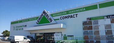 Leroy Merlin tiene un kit solar barato para balcón que se instala sin obras y te permite ahorrar en la factura de la luz